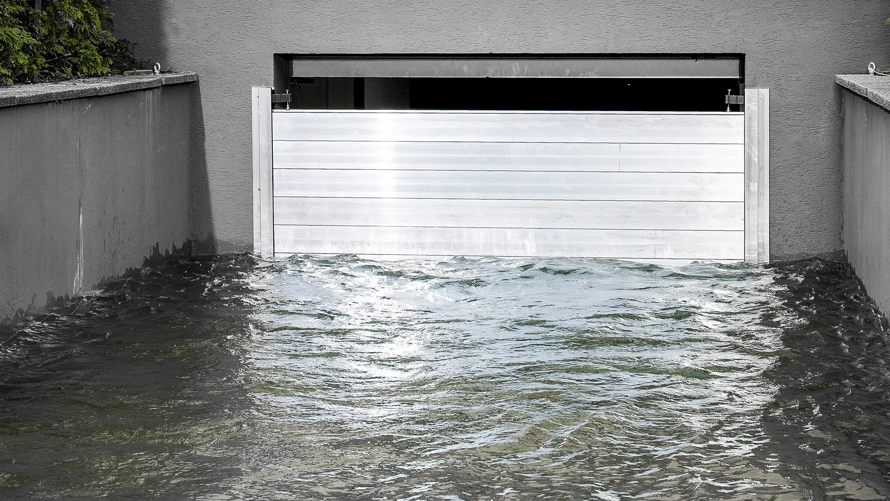 Garage till enbostadshus med PREFA översvämningsskydd