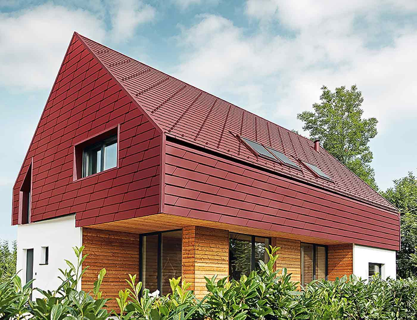 Referensobjekt PREFA Fasadsystem Väggshingel XL 05 P.10 oxidröd